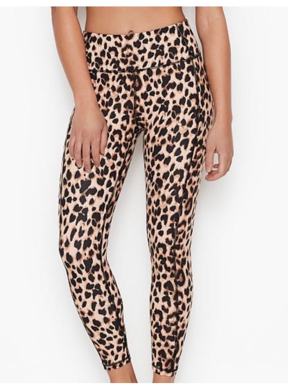 🆕VS “Incredible Essential Legging 7/8 Length”, Size 4